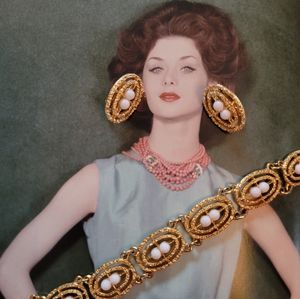 Vintage Sarah Coventry Bracelet & Clip-On Earrings ~ Pretty!